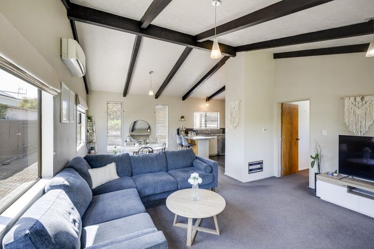 Photo of property in 42c Auckland Road, Greenmeadows, Napier, 4112