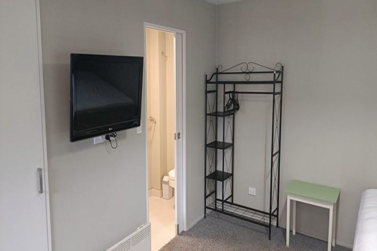 Photo of property in 663 George Street, North Dunedin, Dunedin, 9016