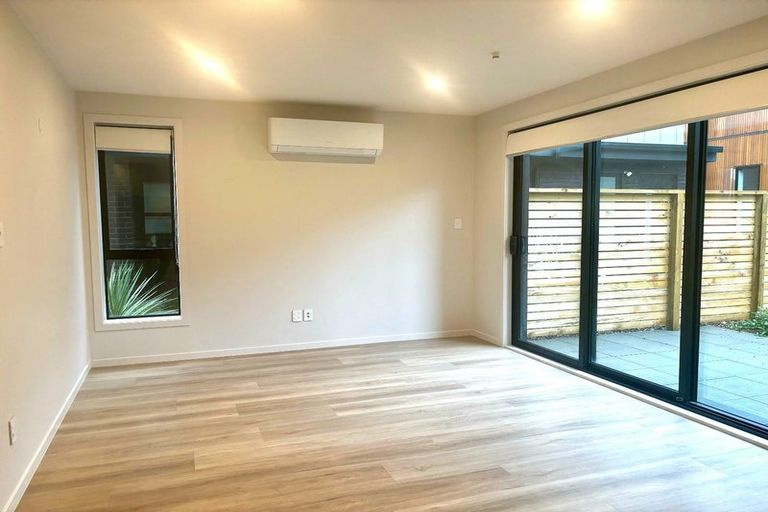 Photo of property in 11/7 Johnston Grove, Taita, Lower Hutt, 5011