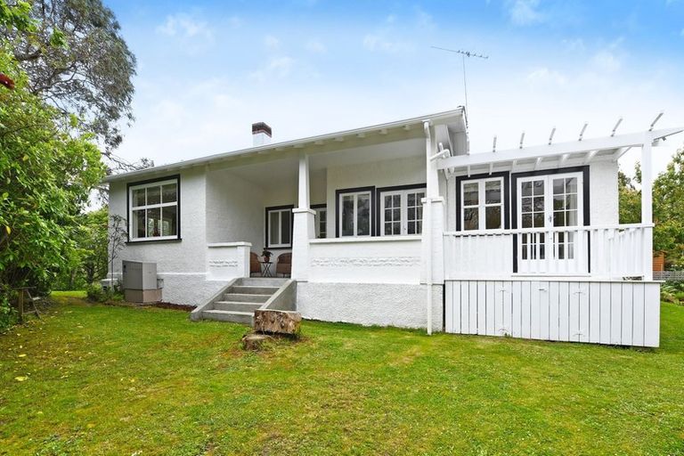 Photo of property in 10 Prouse Grove, Silverstream, Upper Hutt, 5019