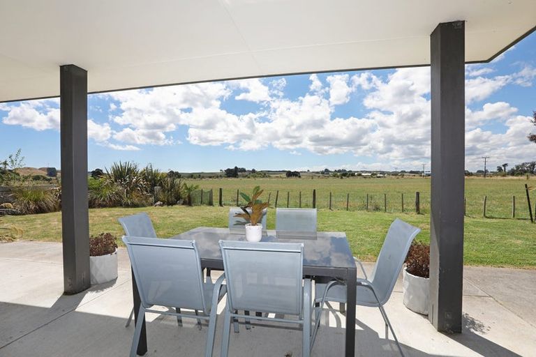 Photo of property in 6 George Street, Bulls, 4818