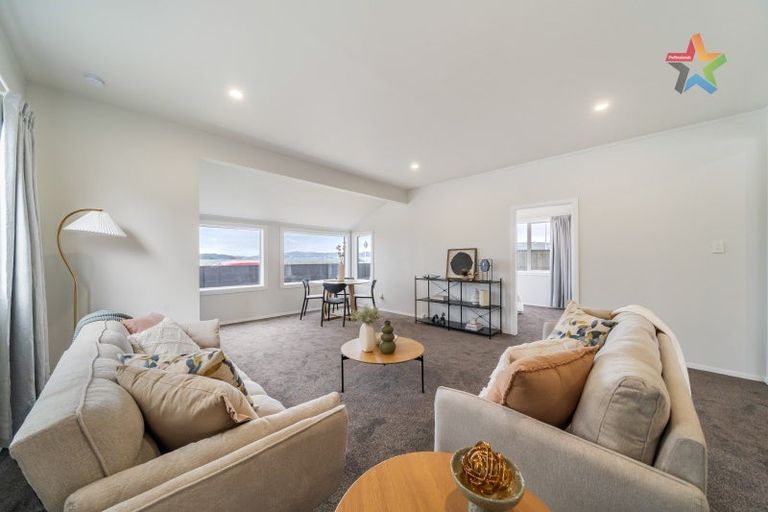 Photo of property in 221 The Esplanade, Petone, Lower Hutt, 5012