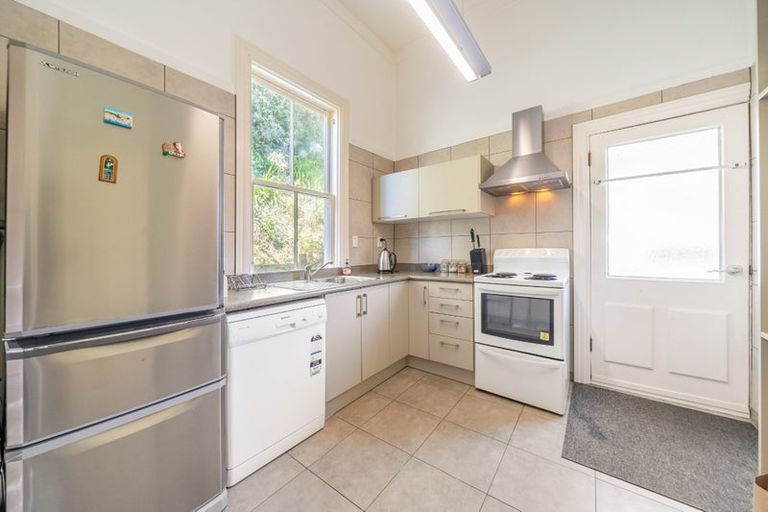 Photo of property in 36 The Parade, Island Bay, Wellington, 6023