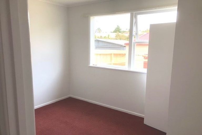 Photo of property in 40 Titoki Street, Te Atatu Peninsula, Auckland, 0610