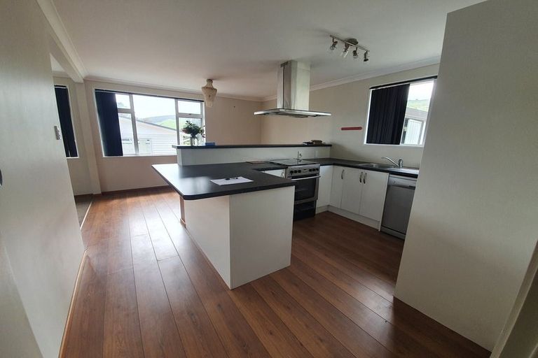 Photo of property in 90 Jamaica Drive, Grenada North, Wellington, 5028