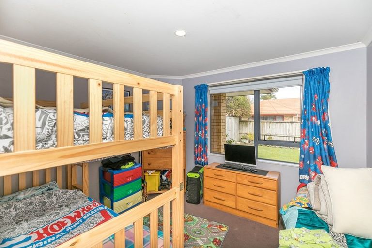 Photo of property in 21 Twickenham Place, Nawton, Hamilton, 3200