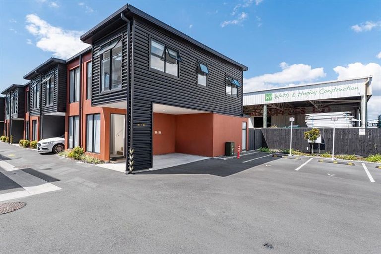 Photo of property in 43/17 Owens Place, Mount Maunganui, 3116