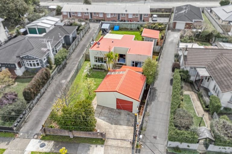 Photo of property in 50 Seddon Street, Wallaceville, Upper Hutt, 5018