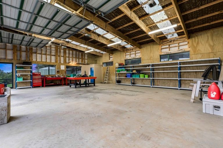 Photo of property in 47 Harry Dreadon Road, Opaheke, Papakura, 2584