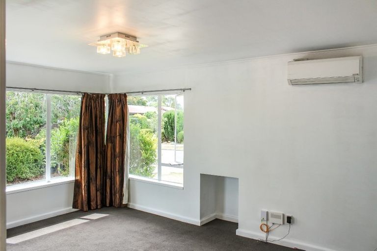 Photo of property in 11 Wayside Avenue, Burnside, Christchurch, 8053