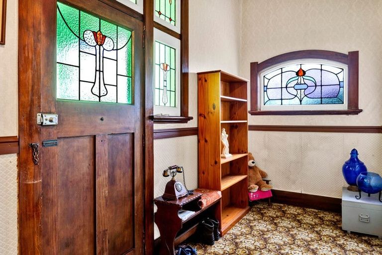 Photo of property in 8 Lincoln Street, Patea, 4520