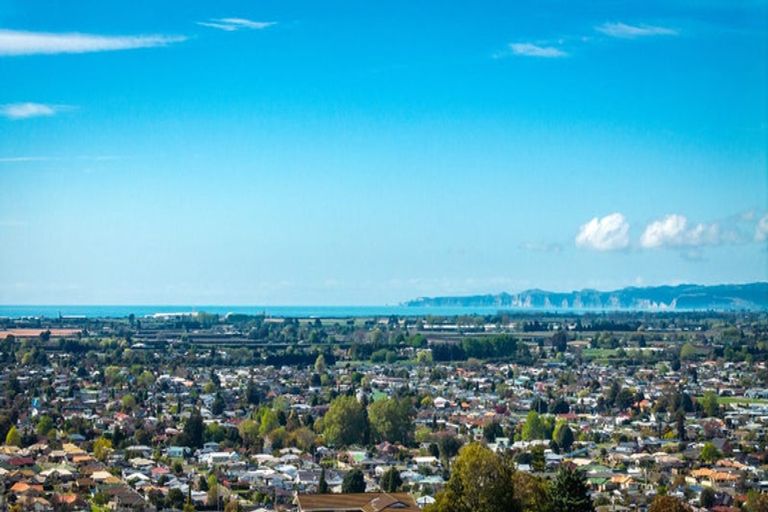 Photo of property in 21 Ridgeway Terrace, Taradale, Napier, 4112