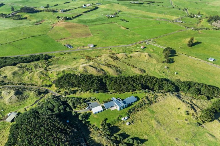 Photo of property in 73 Robertson Road, Otaua, Waiuku, 2682