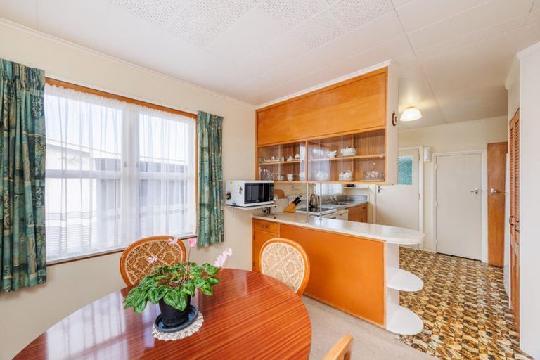 Photo of property in 552 Pioneer Highway, Highbury, Palmerston North, 4412