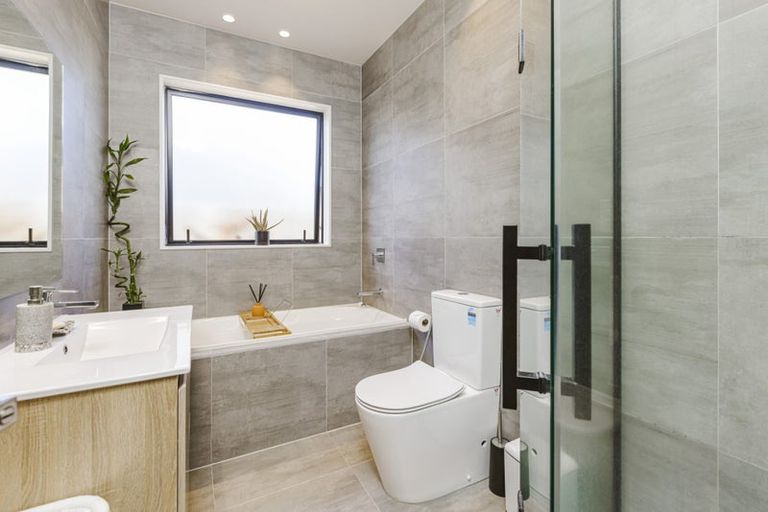 Photo of property in 8 Rapoi Lane, Karaka, Papakura, 2113