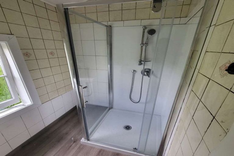 Photo of property in 22 Mudgeways Road, Massey, Auckland, 0614