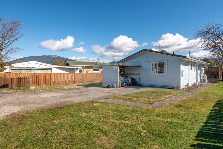 Photo of property in 61 Rangipoia Place, Turangi, 3334