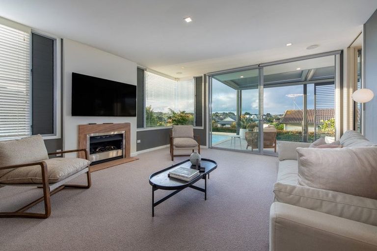 Photo of property in 3a Kowhai Road, Mairangi Bay, Auckland, 0630