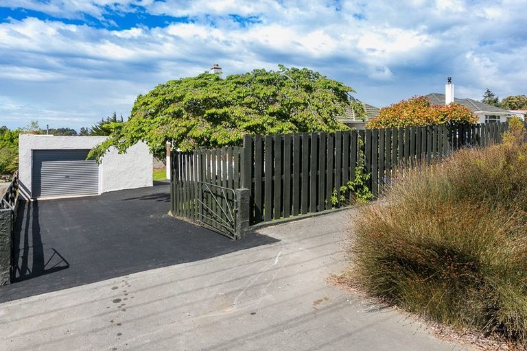 Photo of property in 111 Main Road, Fairfield, Dunedin, 9018