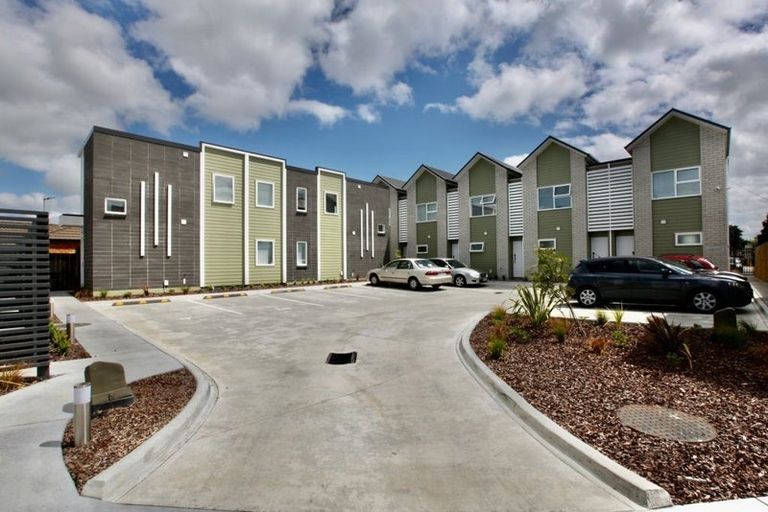 Photo of property in 19/10 Burrows Place, Frankton, Hamilton, 3204