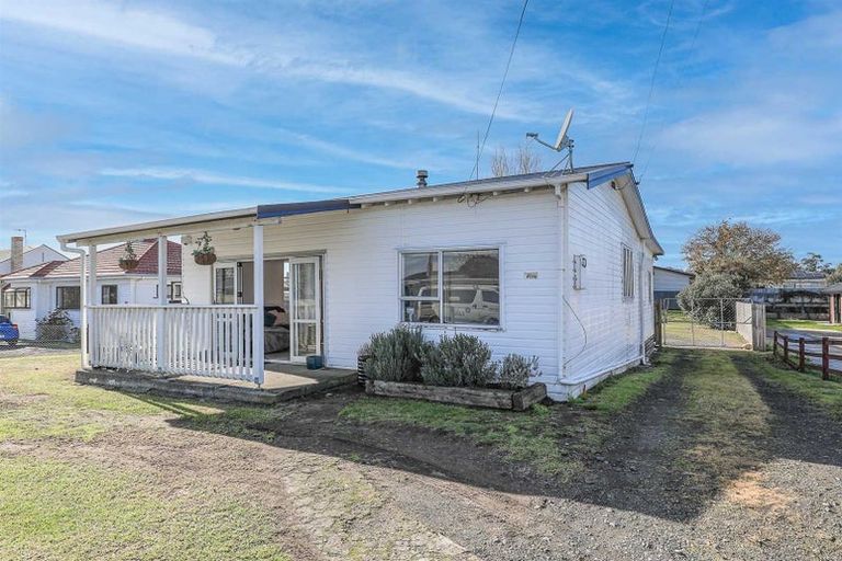 Photo of property in 162 Hakanoa Street, Huntly, 3700