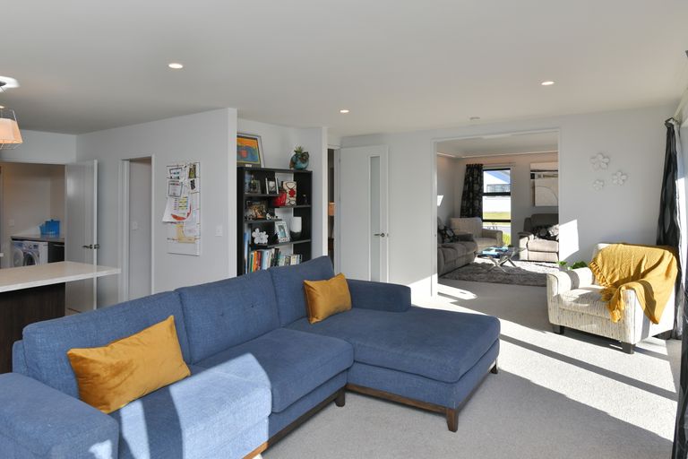 Photo of property in 10 Lambies Street, Marshland, Christchurch, 8083