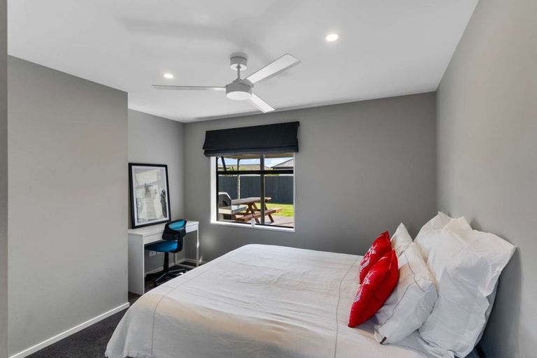 Photo of property in 33 Navy Loop, Rolleston, 7614