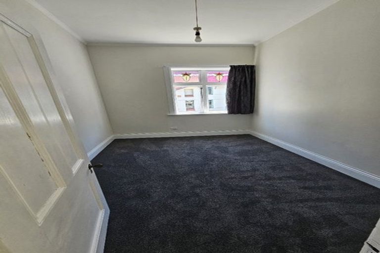 Photo of property in 38 Macdonald Crescent, Te Aro, Wellington, 6011