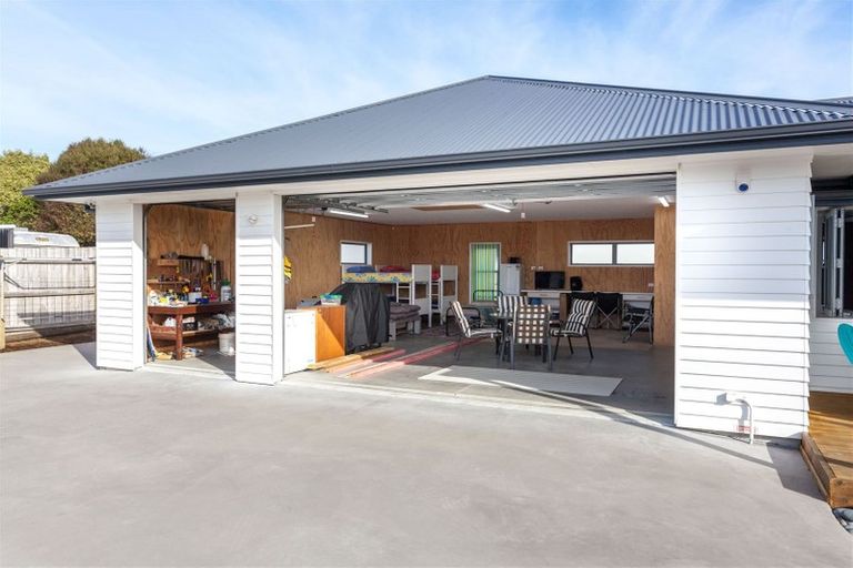 Photo of property in 32 Tairua Palms Place, Tairua, 3508