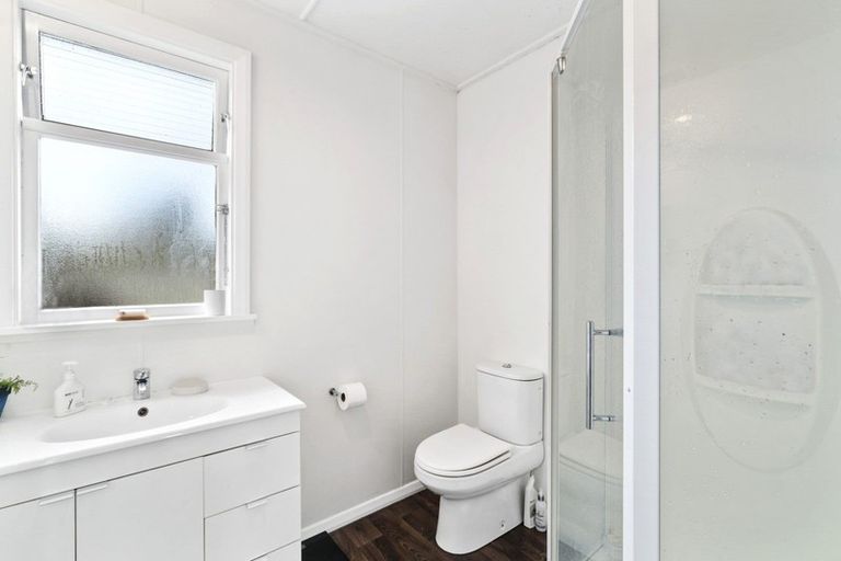 Photo of property in 116 Beacon Point Road, Wanaka, 9305