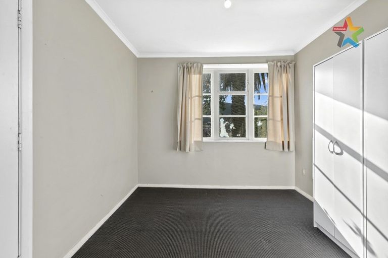 Photo of property in 60 Petherick Street, Taita, Lower Hutt, 5011