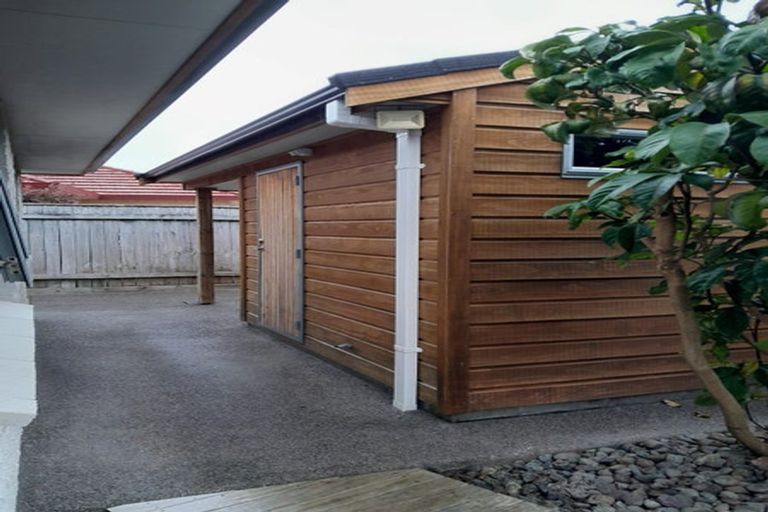 Photo of property in 7 Barry Curtis Place, Levin, 5510