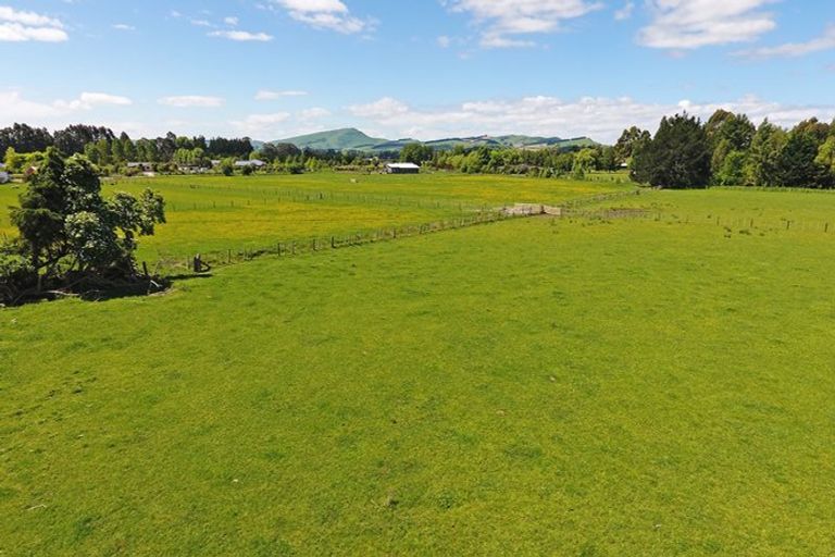 Photo of property in 12 Southey Road, Opaki, Masterton, 5871