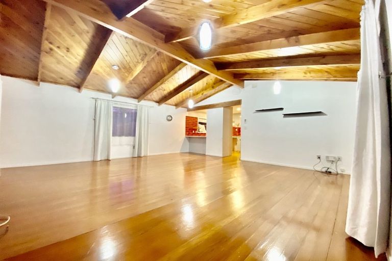 Photo of property in 89 Everglade Drive, Totara Heights, Auckland, 2105