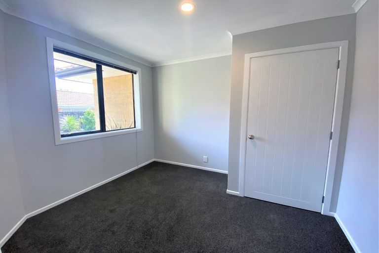 Photo of property in 24 Caltra Place, East Tamaki, Auckland, 2016