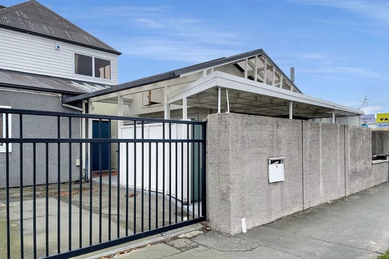 Photo of property in 6-8 Clyde Road, Upper Riccarton, Christchurch, 8041
