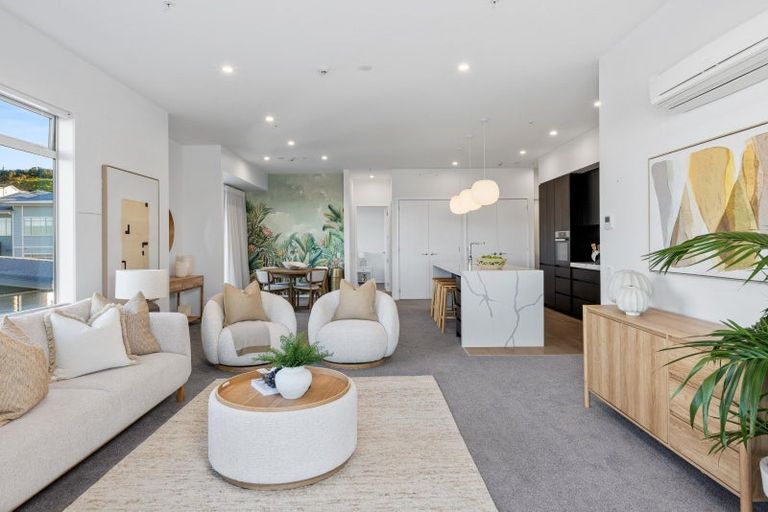 Photo of property in 195 Hibiscus Drive, Orewa, 0931