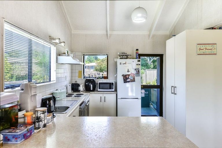 Photo of property in 6 Matipo Crescent, Pukete, Hamilton, 3200