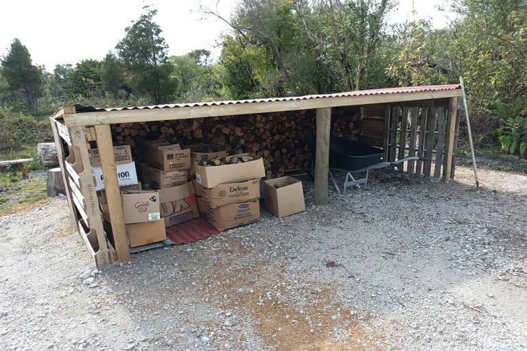 Photo of property in 902 Cape Foulwind Road, Cape Foulwind, 7892