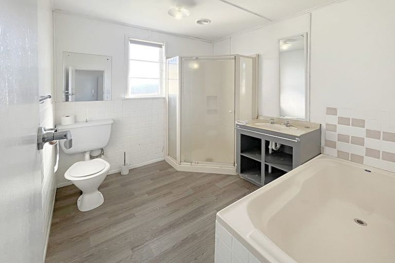 Photo of property in 56 Baird Road, Tokoroa, 3420