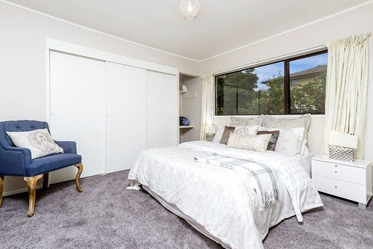 Photo of property in 2/21 Waiau Street, Torbay, Auckland, 0630