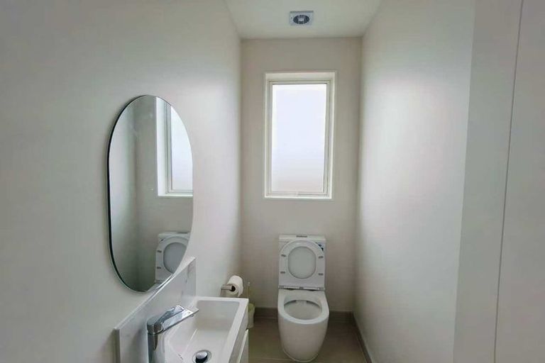 Photo of property in 22 Bela Vista Boulevard, Swanson, Auckland, 0614