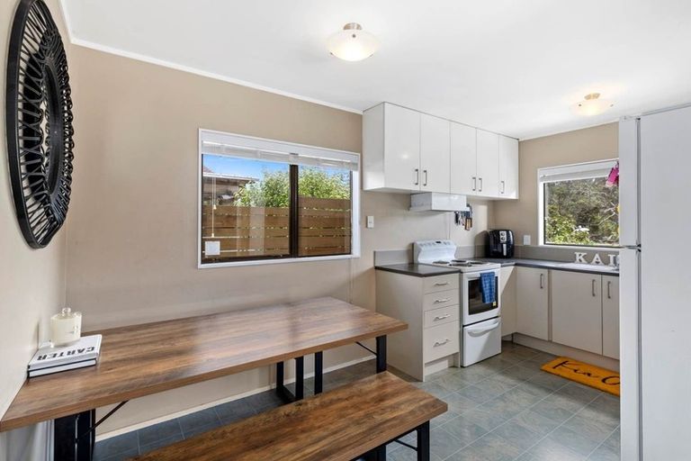 Photo of property in 1/111 Spinella Drive, Bayview, Auckland, 0629