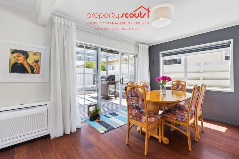 Photo of property in 2/139 Shakespeare Road, Milford, Auckland, 0620