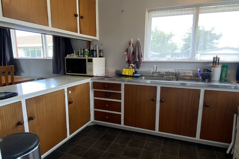 Photo of property in 2/3 Meadow Street, Papanui, Christchurch, 8052