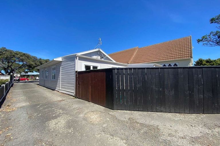 Photo of property in 93 Miramar Avenue, Miramar, Wellington, 6022