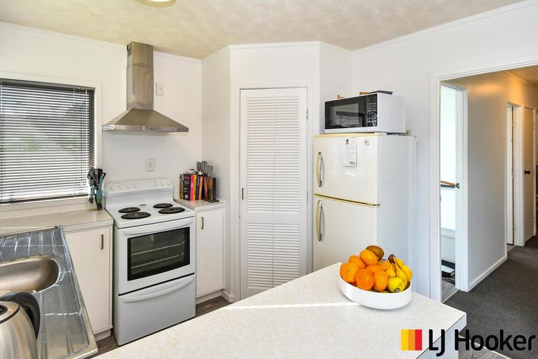 Photo of property in 2/2 Short Street, Papakura, 2110