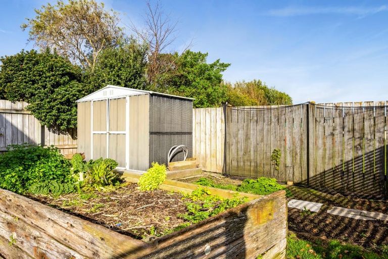 Photo of property in 35 Maire Street, Hawera, 4610