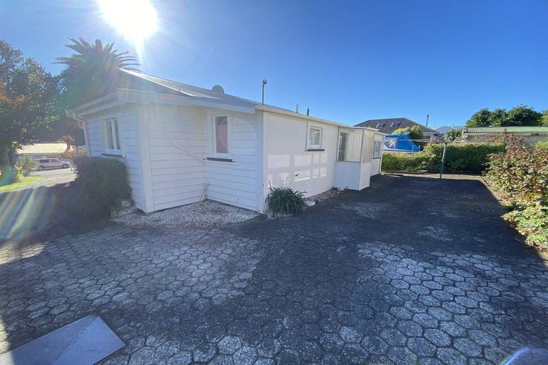 Photo of property in 88 Waikawa Road, Picton, 7220