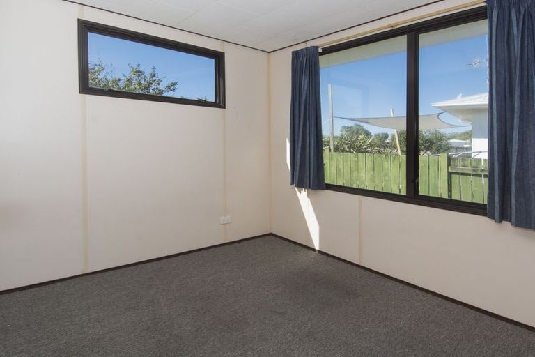 Photo of property in 3b Longstead Avenue, Papamoa Beach, Papamoa, 3118